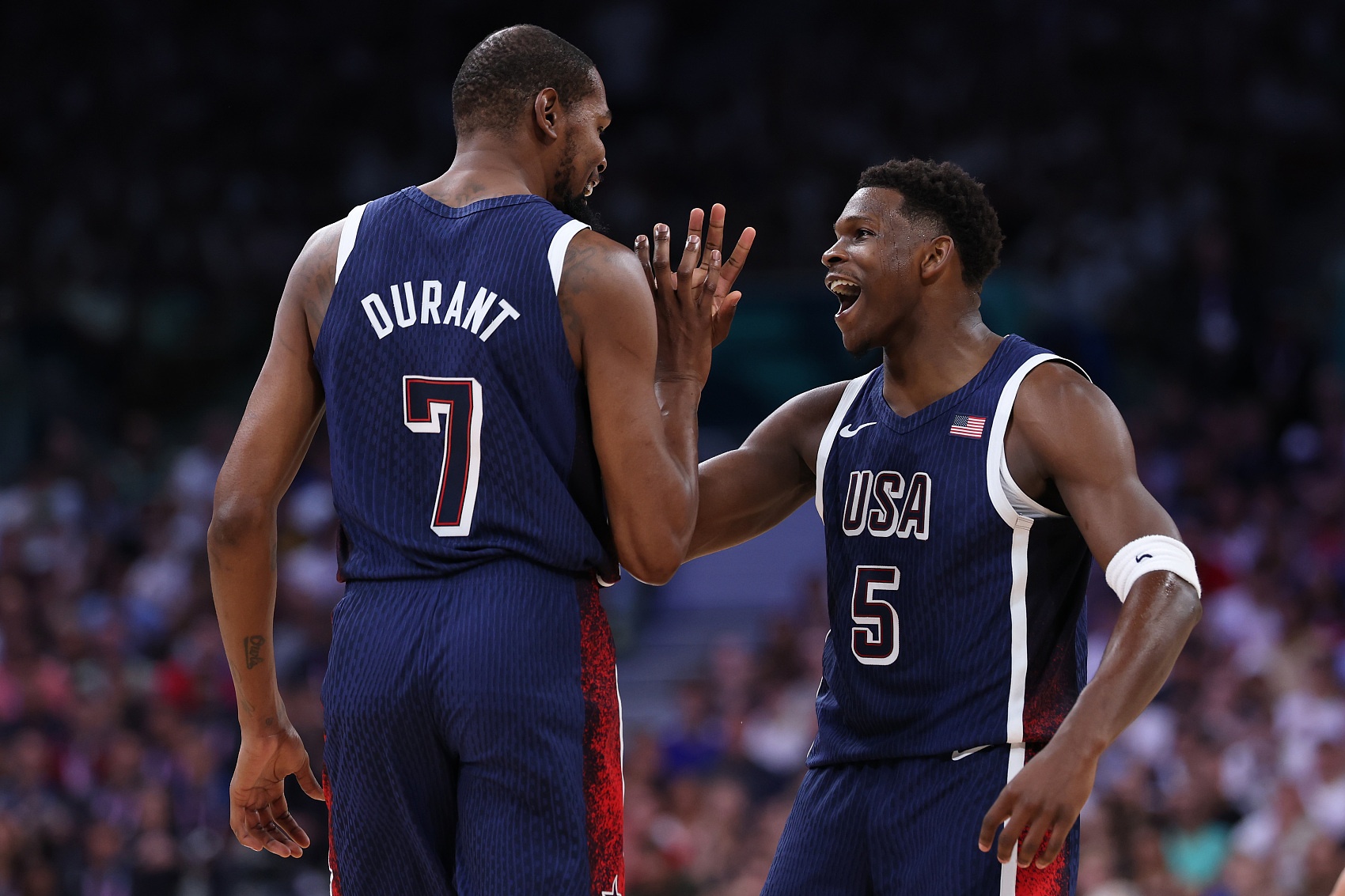 FIBA的神！杜蘭特平躺壓哨命中 上半場8投全中三分5中5爆砍21分